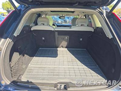 2023 Volvo XC60 B5 Ultimate Bright Theme - zdjęcie 11 z 20 - miniatura