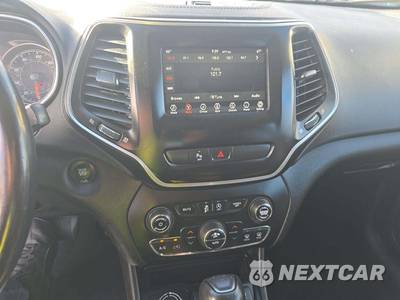 2020 Jeep Cherokee Latitude Plus - zdjęcie 7 z 28 - miniatura
