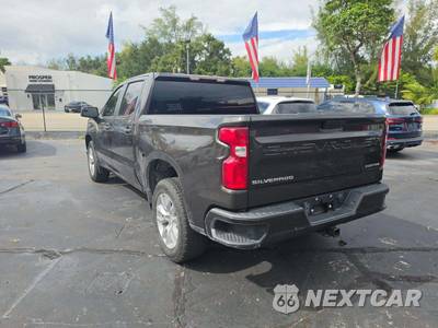2022 Chevrolet Silverado 1500 LTD Custom Crew Cab Short Bed 1CX - zdjęcie 2 z 22 - miniatura