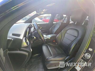 2022 Mercedes-Benz GLC 300 4MATIC - zdjęcie 6 z 22 - miniatura