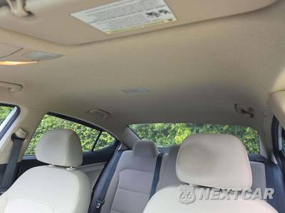 2019 Hyundai Elantra SE Sedan - zdjęcie 11 z 22 - miniatura