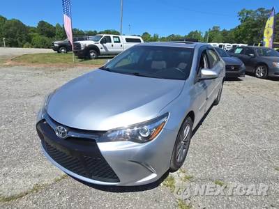 2017 Toyota Camry SE - zdjęcie 1 z 25 - miniatura