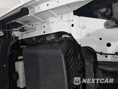 2019 Nissan TITAN SV Crew Cab Short Bed - zdjęcie 26 z 27 - miniatura