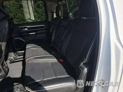 2019 Ram 1500 Laramie Crew Cab Short Bed - zdjęcie 13 z 41 - miniatura