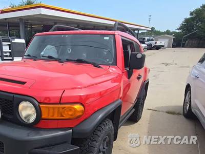 2012 Toyota FJ Cruiser w/Rear Doors