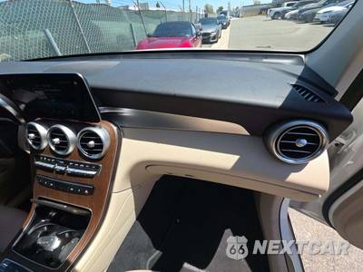 2022 Mercedes-Benz GLC 300 - zdjęcie 19 z 29 - miniatura