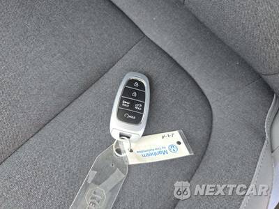 2024 Hyundai IONIQ 5 SE - zdjęcie 5 z 17 - miniatura