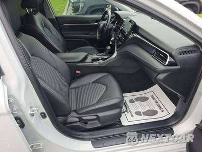 2022 Toyota Camry SE - zdjęcie 15 z 23 - miniatura
