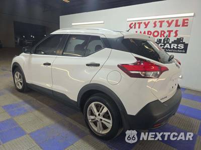 2018 Nissan Kicks S - zdjęcie 2 z 26 - miniatura