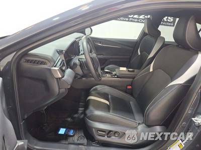 2025 Toyota Camry SE - zdjęcie 6 z 26 - miniatura