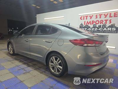 2017 Hyundai Elantra SE Sedan - zdjęcie 2 z 29 - miniatura