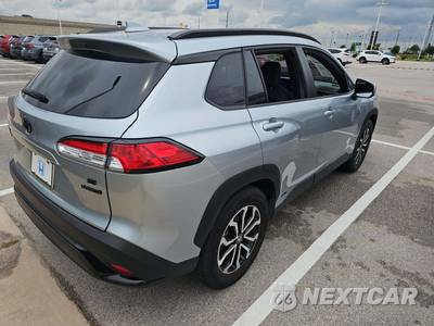 2023 Toyota Hybrid SE - zdjęcie 3 z 22 - miniatura