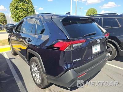 2025 Toyota RAV4 XLE Premium - zdjęcie 2 z 21 - miniatura