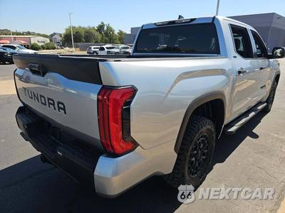 2026 Toyota Tundra SR5 Crew Cab Short Bed - zdjęcie 3 z 20 - miniatura