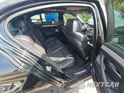2015 BMW M5 Sedan - zdjęcie 16 z 27 - miniatura