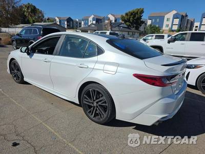 2025 Toyota Camry XSE - zdjęcie 2 z 24 - miniatura