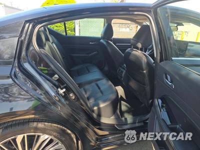 2025 Nissan Altima SL - zdjęcie 16 z 22 - miniatura