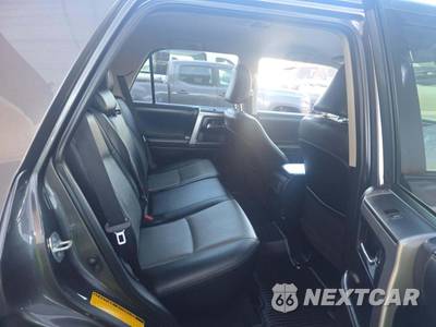 2019 Toyota 4Runner SR5 Premium - zdjęcie 16 z 24 - miniatura