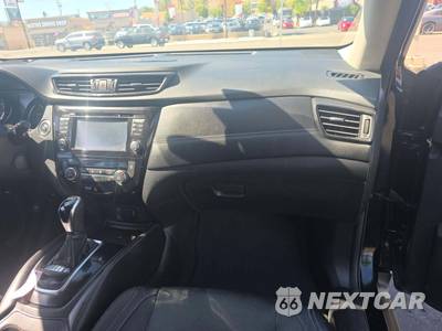 2017 Nissan Rogue SL - zdjęcie 19 z 27 - miniatura