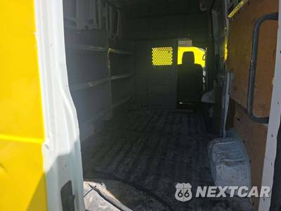2019 Nissan NV2500 HD Cargo SV High Roof 146.1" WB - zdjęcie 13 z 28 - miniatura