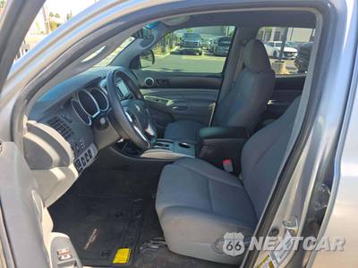 2015 Toyota Tacoma Crew Cab Medium Bed - zdjęcie 6 z 27 - miniatura