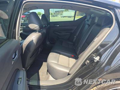 2021 Nissan Altima SR - zdjęcie 13 z 31 - miniatura