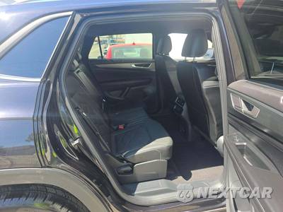 2024 Volkswagen Atlas Cross Sport 2.0T SE w/Technology - zdjęcie 16 z 23 - miniatura