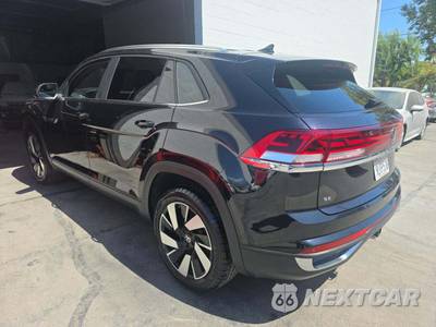 2024 Volkswagen Atlas Cross Sport 2.0T SE w/Technology - zdjęcie 2 z 23 - miniatura