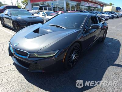 2016 BMW i8 GIGA WORLD - zdjęcie 1 z 22 - miniatura
