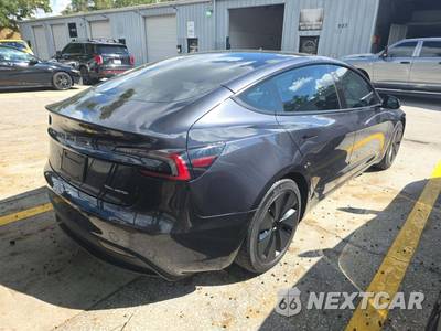 2024 Tesla Model 3 Long Range - zdjęcie 3 z 19 - miniatura