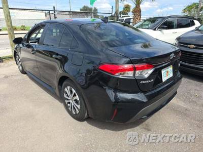 2022 Toyota Corolla Hybrid LE Sedan - zdjęcie 2 z 22 - miniatura