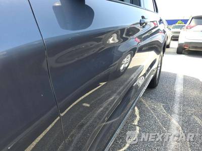 2021 Ford Explorer XLT - zdjęcie 24 z 27 - miniatura