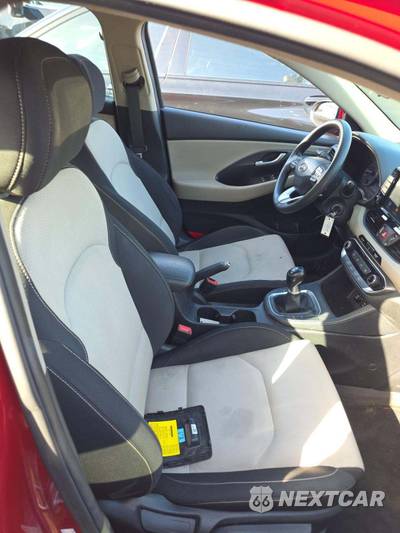 2018 Hyundai Elantra GT Hatchback - zdjęcie 18 z 26 - miniatura