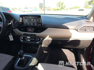 2018 Hyundai Elantra GT Hatchback - zdjęcie 19 z 26 - miniatura