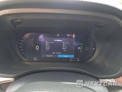 2023 Volvo XC60 Recharge Plug-In Hybrid T8 Ultimate Bright Theme - zdjęcie 9 z 21 - miniatura