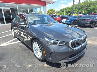 2025 BMW 5 Series Sedan 530i - zdjęcie 4 z 21 - miniatura