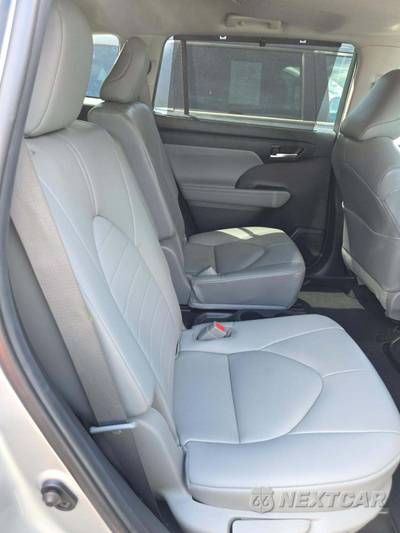 2023 Toyota Highlander XLE - zdjęcie 17 z 23 - miniatura