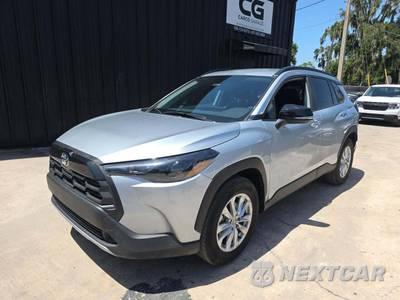 2026 Toyota Corolla Cross LE