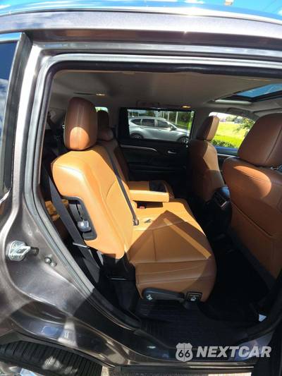 2017 Toyota Highlander Limited - zdjęcie 17 z 22 - miniatura
