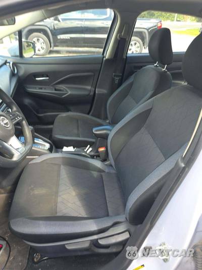 2025 Nissan Versa SV - zdjęcie 6 z 25 - miniatura