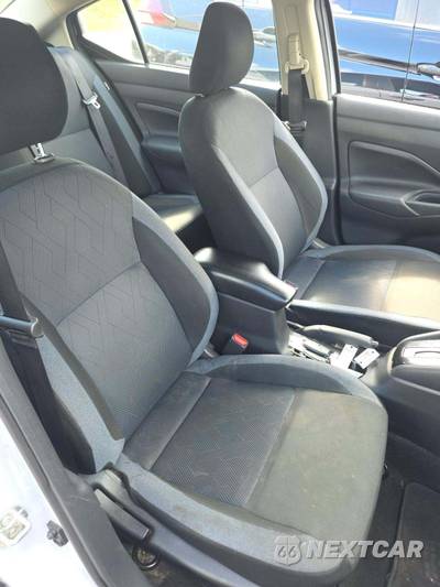 2025 Nissan Versa SV - zdjęcie 18 z 25 - miniatura