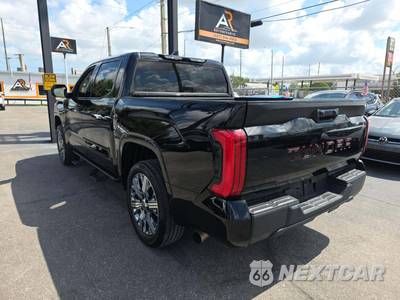2023 Toyota Tundra SR Crew Cab Short Bed - zdjęcie 2 z 21 - miniatura