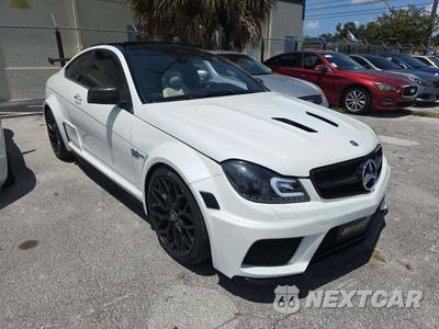 2012 Mercedes-Benz AMG C 63 Coupe - zdjęcie 4 z 20 - miniatura