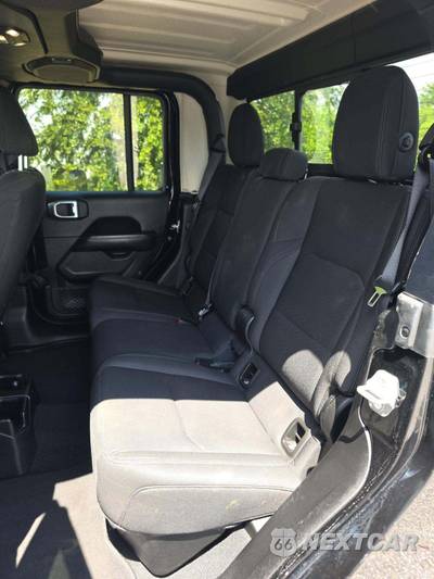 2022 Jeep Gladiator Overland Crew Cab Medium Bed - zdjęcie 13 z 22 - miniatura