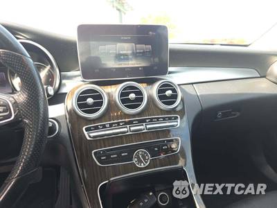 2015 Mercedes-Benz C 300 Sedan - zdjęcie 10 z 24 - miniatura
