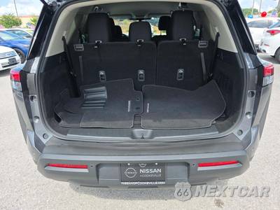 2025 Nissan Pathfinder S - zdjęcie 12 z 21 - miniatura