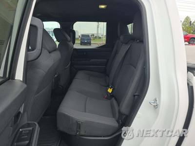 2024 Toyota Tacoma SR5 Crew Cab Medium Bed - zdjęcie 10 z 17 - miniatura
