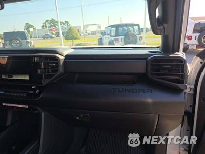 2026 Toyota Tundra SR5 Crew Cab Short Bed - zdjęcie 16 z 17 - miniatura