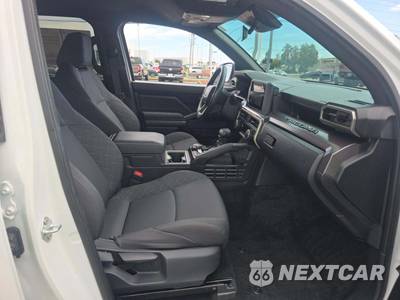 2025 Toyota Tacoma SR5 Crew Cab Medium Bed - zdjęcie 15 z 18 - miniatura