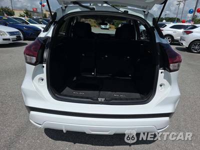 2025 Nissan Kicks Play - zdjęcie 11 z 19 - miniatura